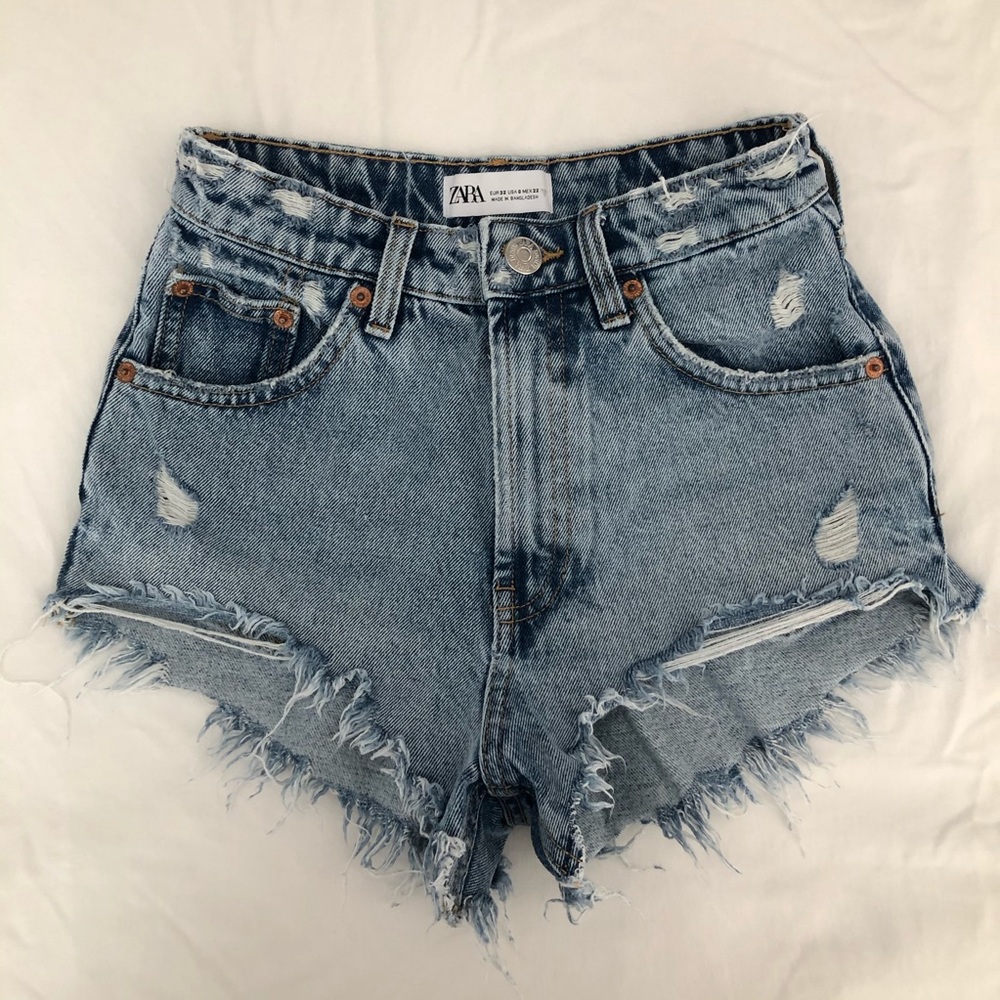 Zara Hi-Rise Hot Pant Shorts TRF